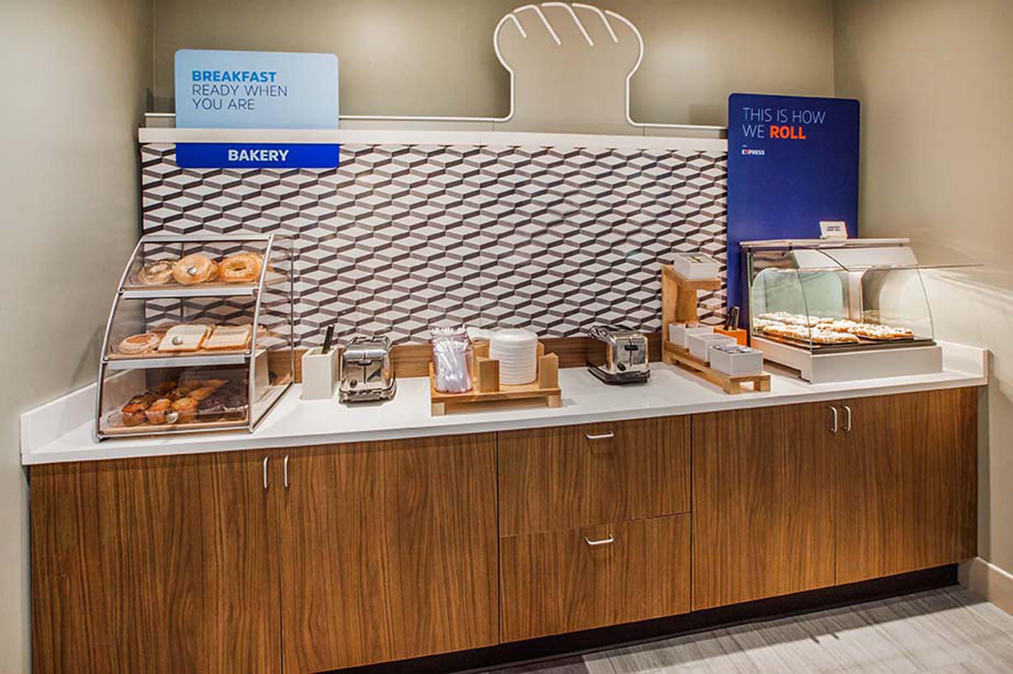 Holiday Inn Express & Suites Nashville Southeast - Antioch By Ihg Eksteriør billede