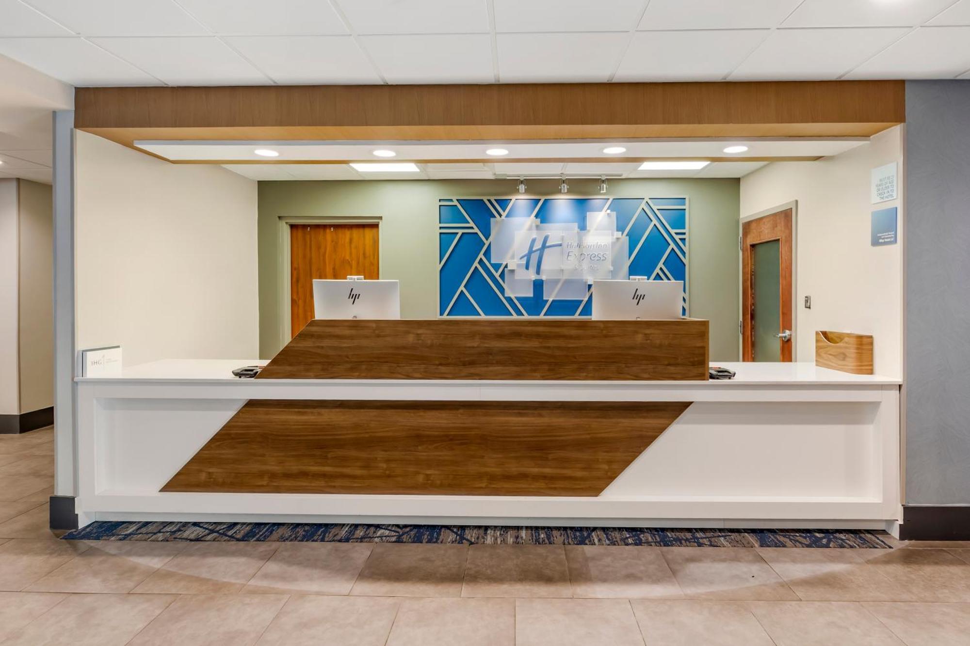 Holiday Inn Express & Suites Nashville Southeast - Antioch By Ihg Eksteriør billede